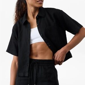 Athleta Retreat Linen Short Sleeve Shirt